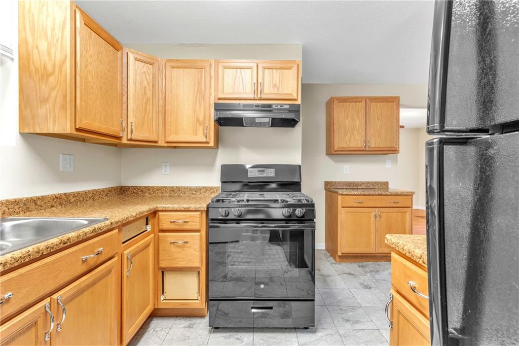 3329 Brighton Road Pittsburgh, PA 15212 - Photo 13 of 38 Gallery Image 13