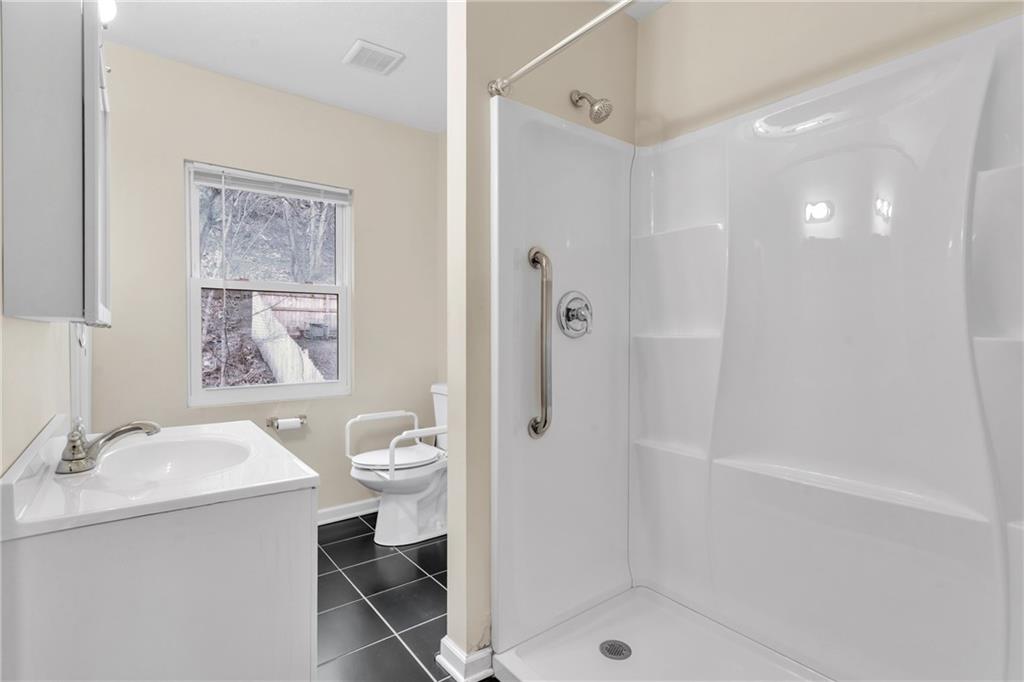 3329 Brighton Road Pittsburgh, PA 15212 - Photo 19 of 38 Gallery Image 19