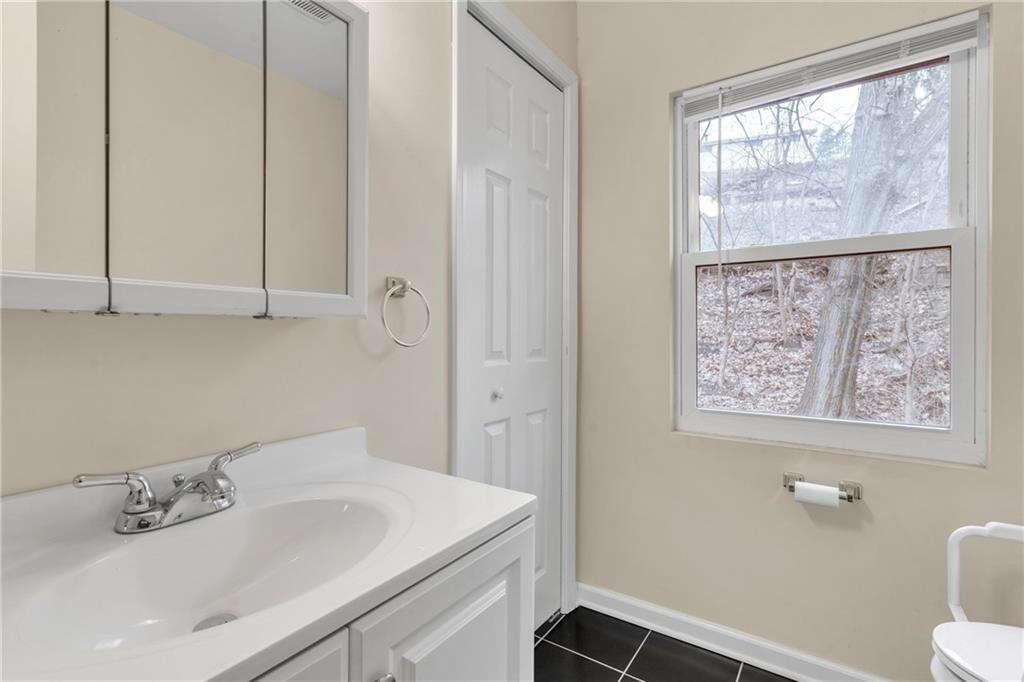 3329 Brighton Road Pittsburgh, PA 15212 - Photo 21 of 38 Gallery Image 21