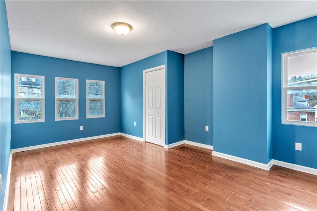 3329 Brighton Road Pittsburgh, PA 15212 - Photo 22 of 38 Gallery Image 22