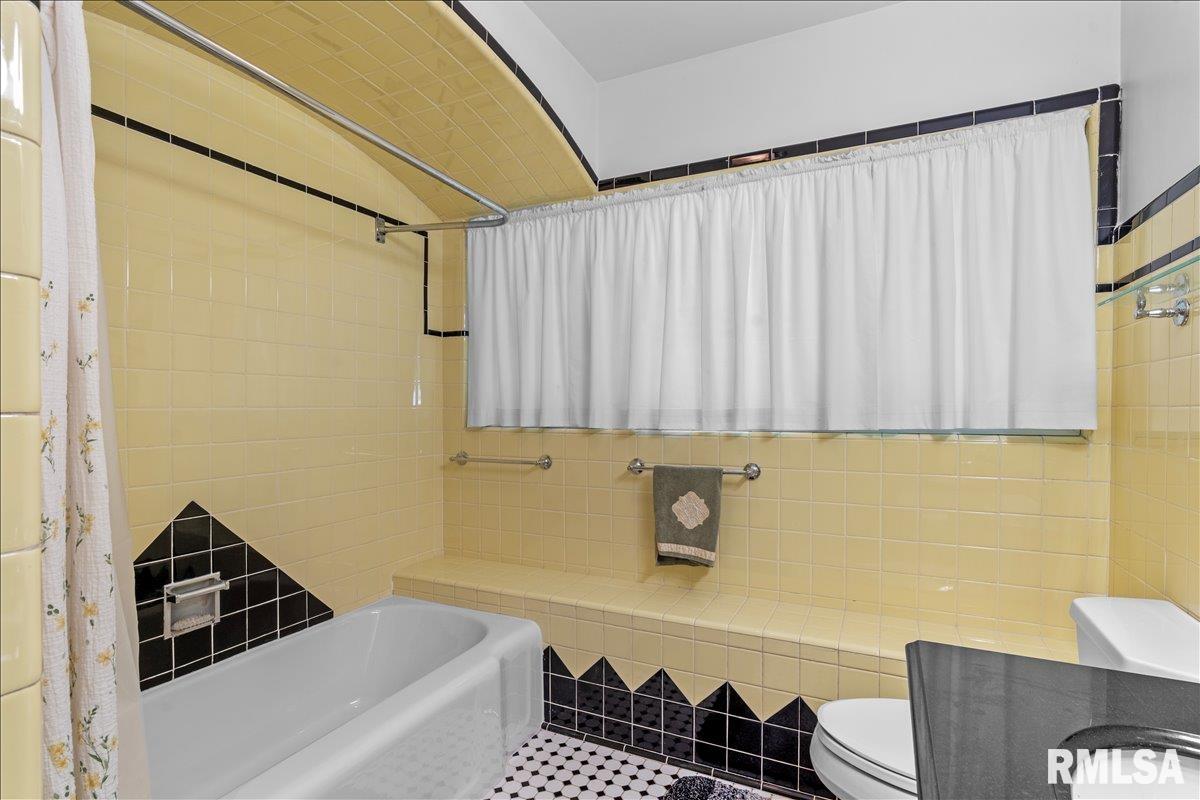 1949 Bates Avenue Springfield, IL 62704 - Photo 26 of 45