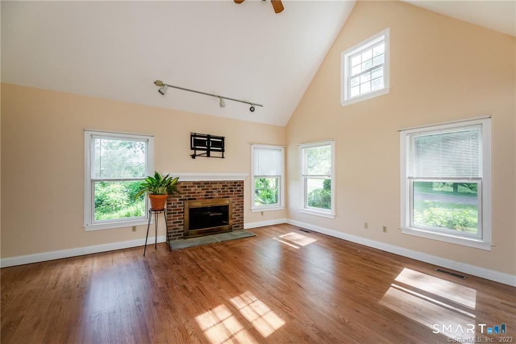 18 Smoke Ridge Drive Sherman, CT 06784 - Photo 5 of 25 Gallery Image 5