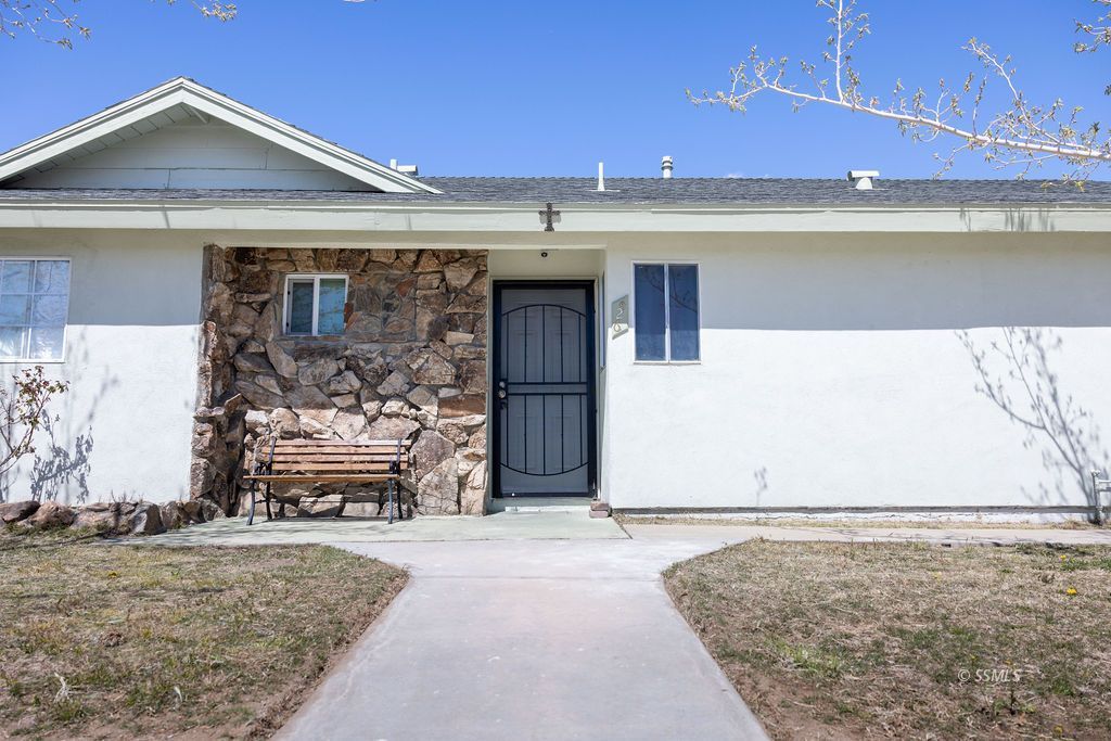 426 East California Avenue Ridgecrest, CA 93555 - Photo 6 of 22 Gallery Image 6