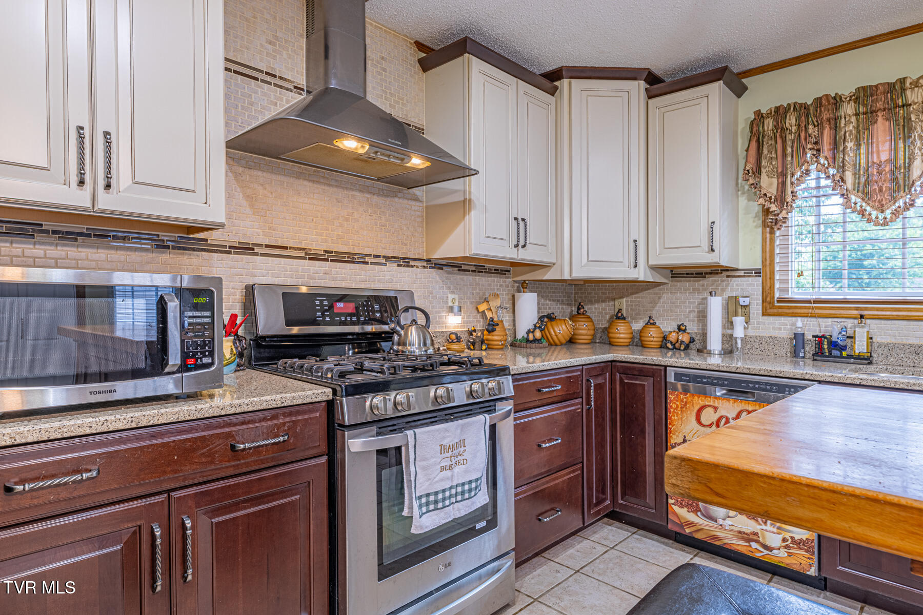 125 Parsonage Road Elizabethton, TN 37643 - Photo 9 of 43 Emily One-4