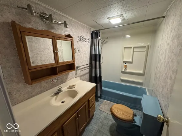 $329,000 | 301 South Elm Street, Hagerstown, IN 47346