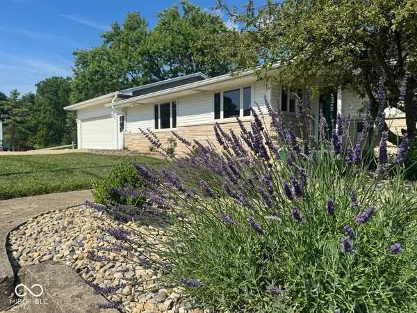 $329,000 | 301 South Elm Street, Hagerstown, IN 47346