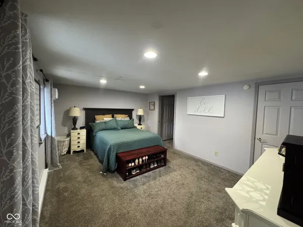 $329,000 | 301 South Elm Street, Hagerstown, IN 47346