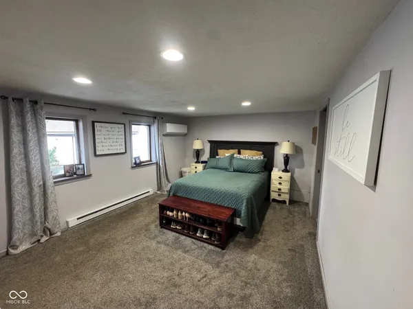 $329,000 | 301 South Elm Street, Hagerstown, IN 47346