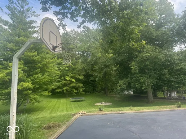 $329,000 | 301 South Elm Street, Hagerstown, IN 47346