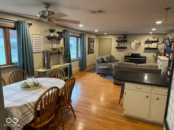 $329,000 | 301 South Elm Street, Hagerstown, IN 47346