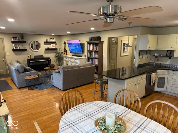 $329,000 | 301 South Elm Street, Hagerstown, IN 47346