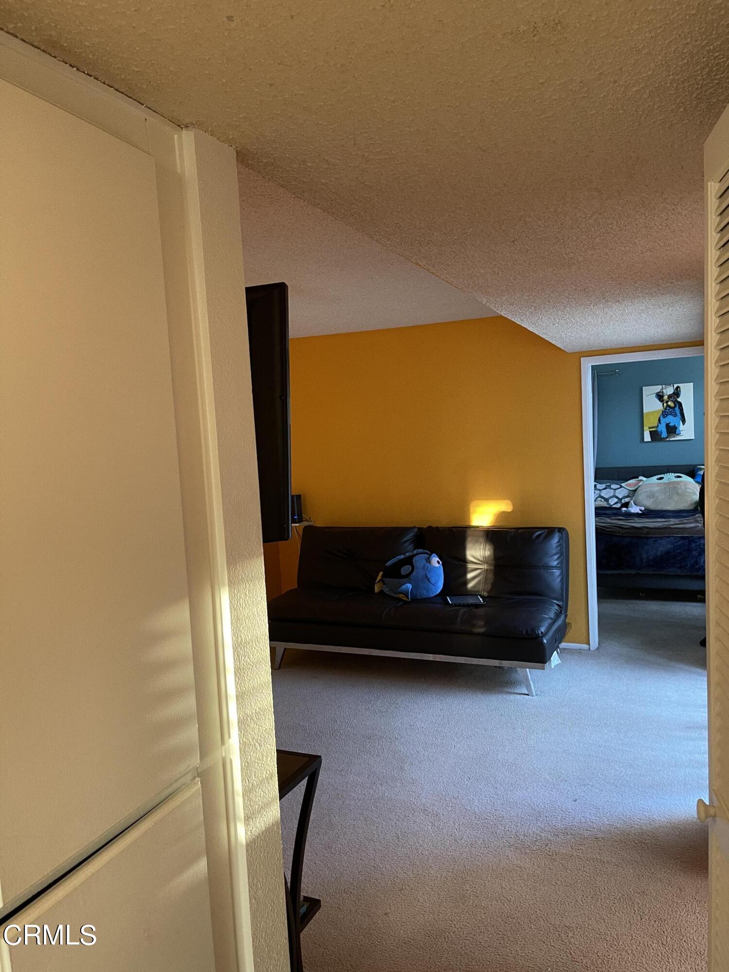 264 East Bard Road Oxnard, CA 93033 - Photo 9 of 17 a view of balcony with furniture
