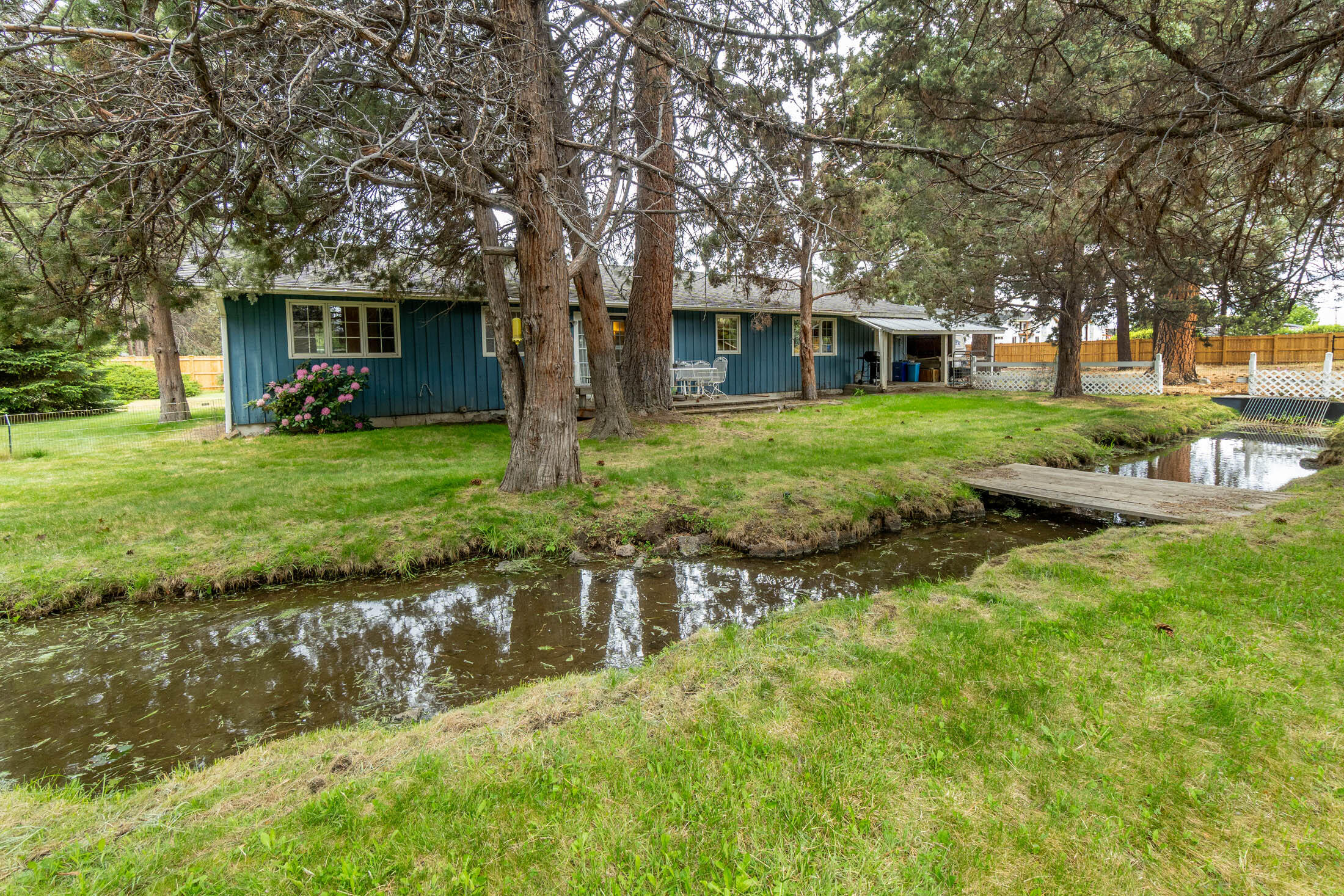 61984 Pettigrew Road Bend, OR 97702 - Photo 24 of 29