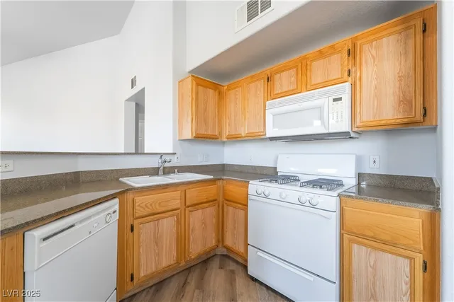 $330,000 | 10001 Peace Way, Unit 2181, Las Vegas, NV 89147