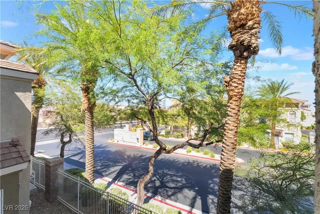 $330,000 | 10001 Peace Way, Unit 2181, Las Vegas, NV 89147