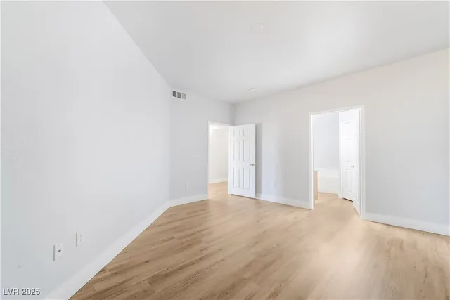 $330,000 | 10001 Peace Way, Unit 2181, Las Vegas, NV 89147