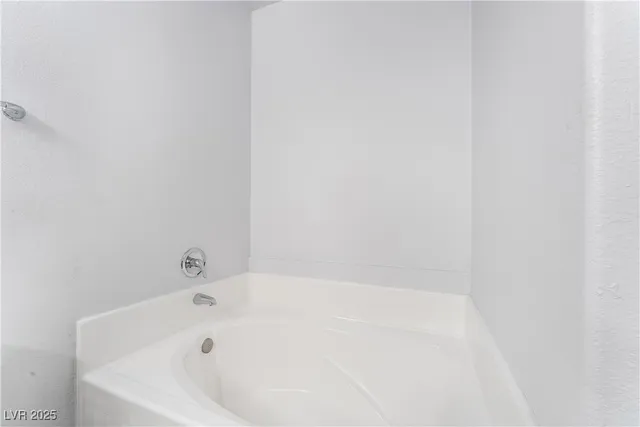 $330,000 | 10001 Peace Way, Unit 2181, Las Vegas, NV 89147