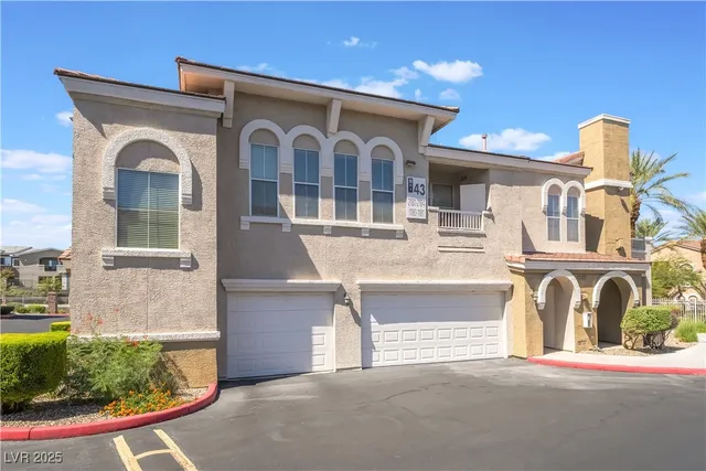 $330,000 | 10001 Peace Way, Unit 2181, Las Vegas, NV 89147