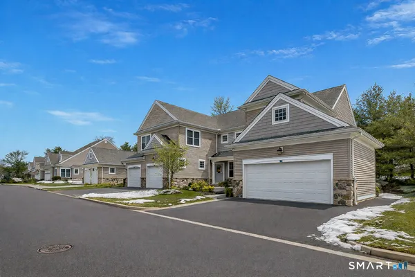 $479,000 | 138 Bradford Walk, Unit 138, New Britain, CT 06053