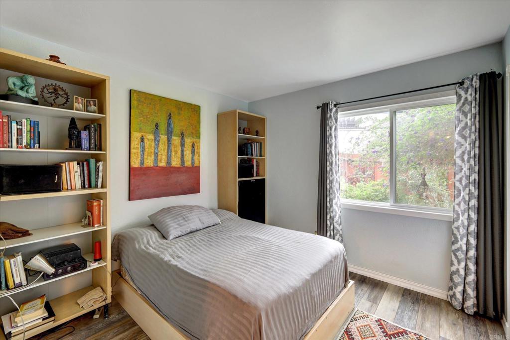 4560 Stratford Circle Oceanside, CA 92056 - Photo 16 of 33