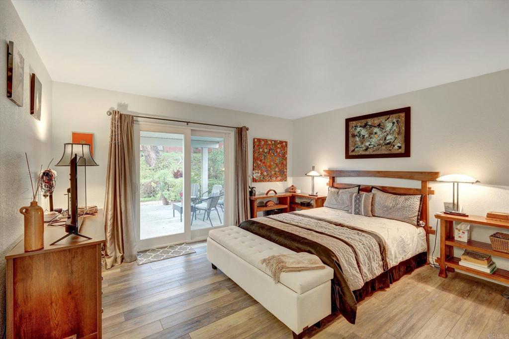 4560 Stratford Circle Oceanside, CA 92056 - Photo 10 of 33