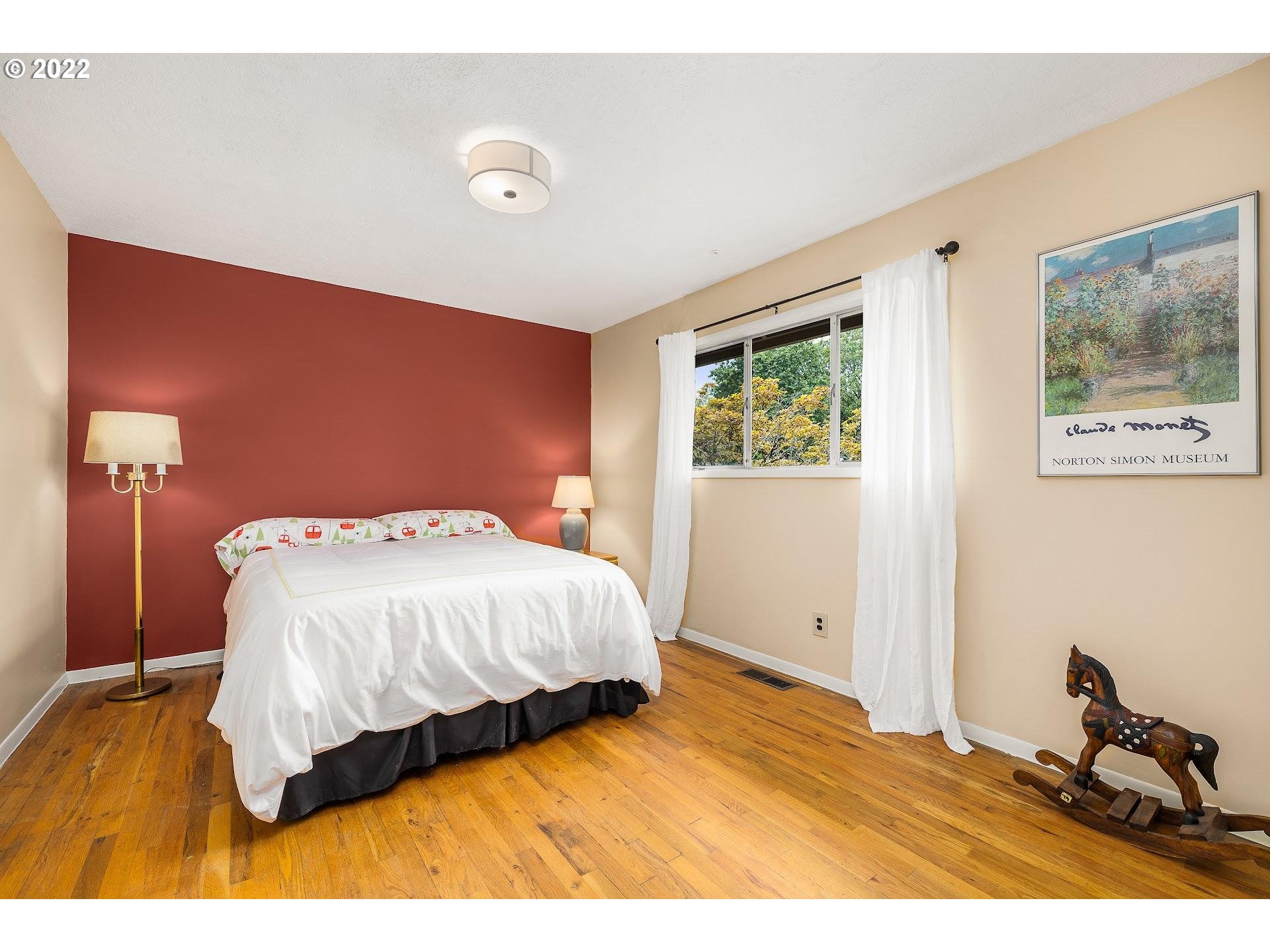 3302 Southwest Marigold Street Portland, OR 97219 - Photo 19 of 32 Bedroom