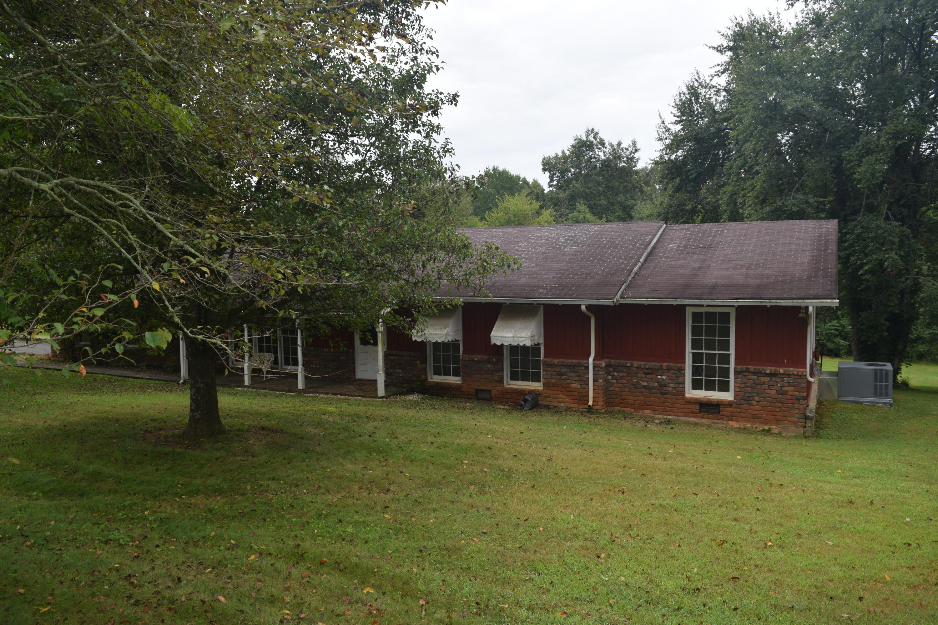 171 Brown Road Southeast, Unit TR2 Cleveland, TN 37323 - Photo 5 of 47 D3768223-5C32-4418-9642-21E1A03292BC
