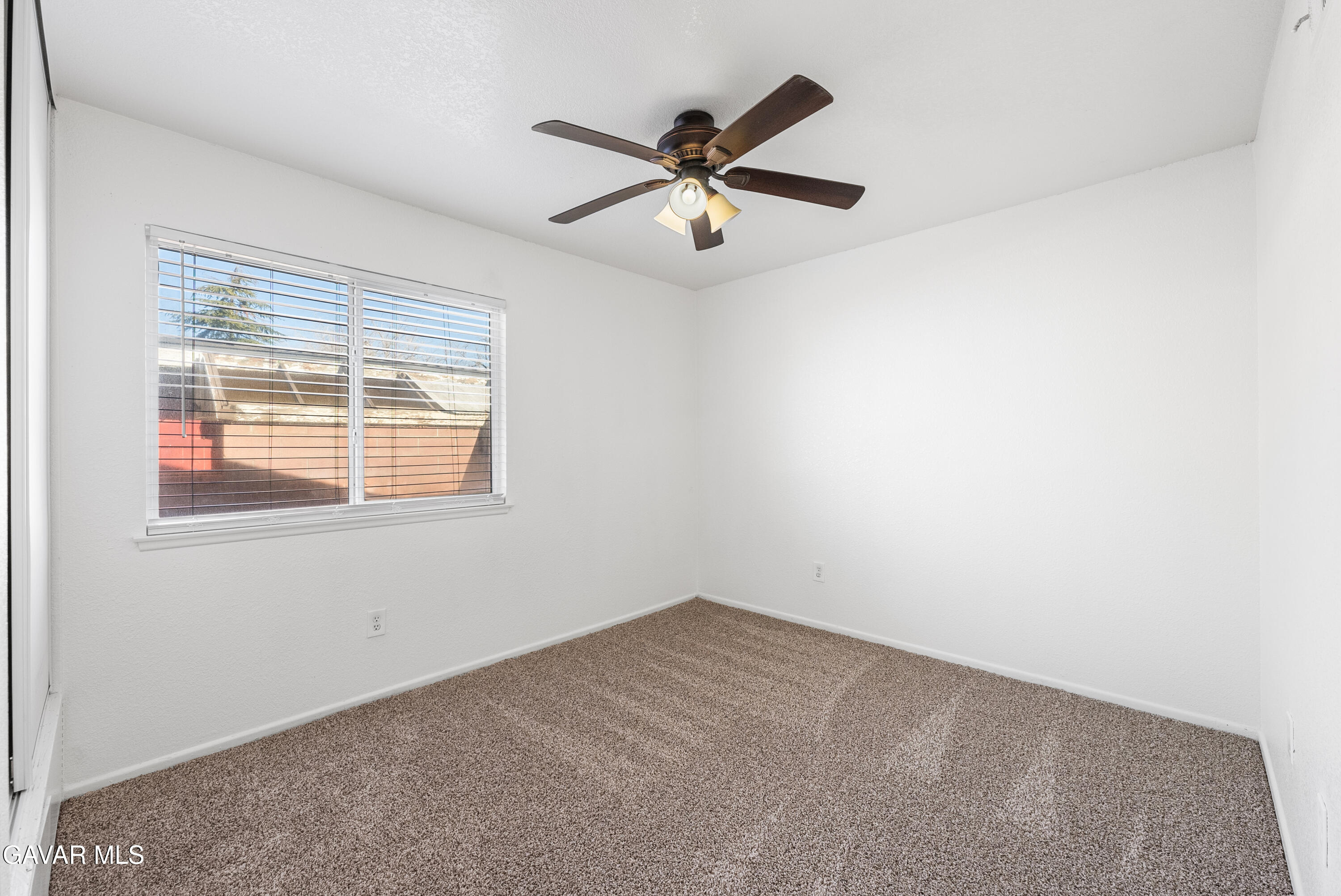 44213 4th Street East Lancaster, CA 93535 - Photo 33 of 42 DSC07240