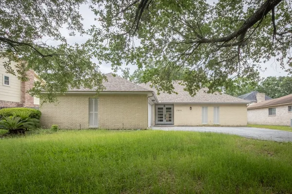 $2,100 | 17810 Cassina Drive, Spring, TX 77388