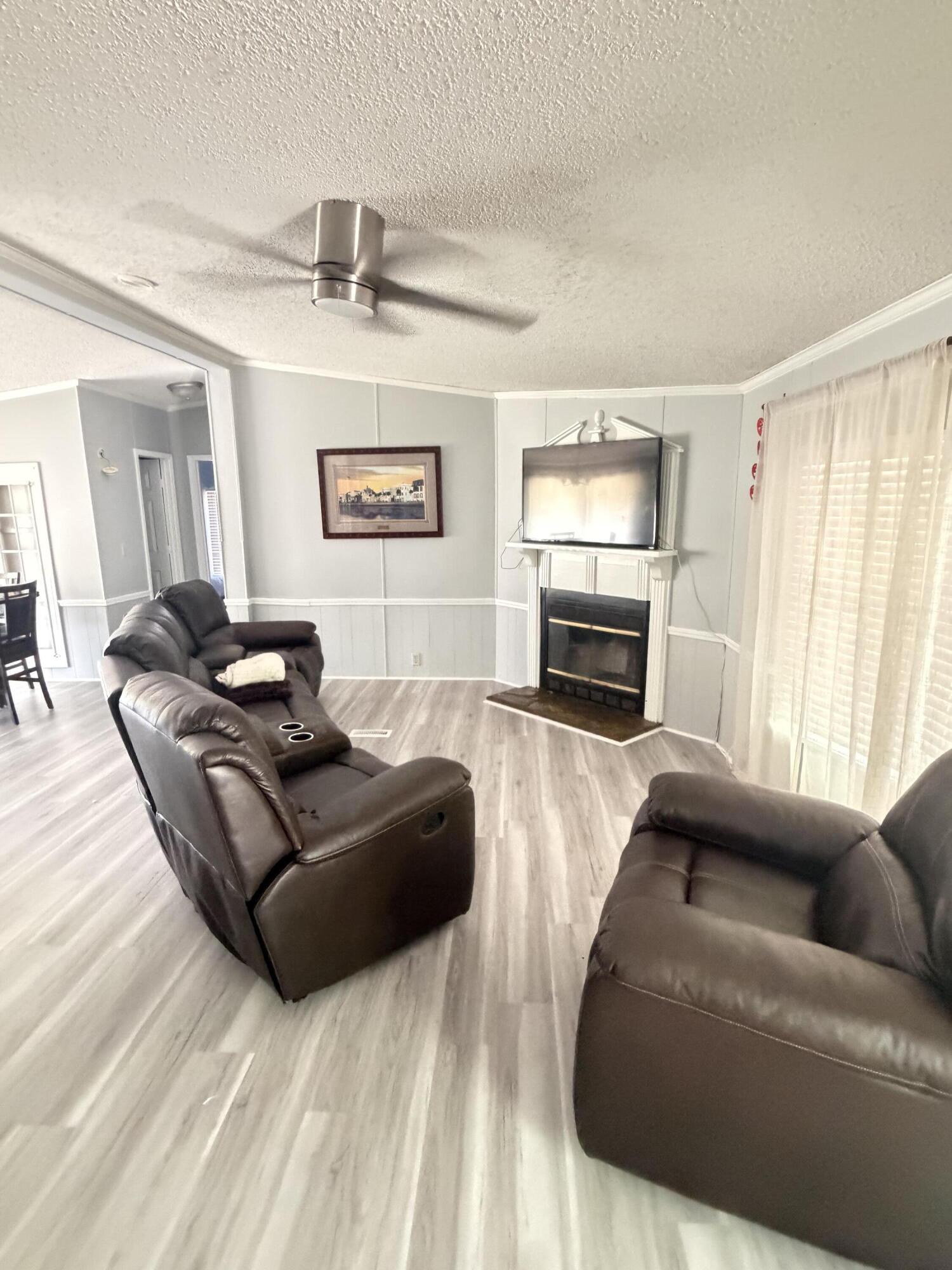 1365 Universal Circle St. Stephen, SC 29479 - Photo 2 of 18 IMG_0549