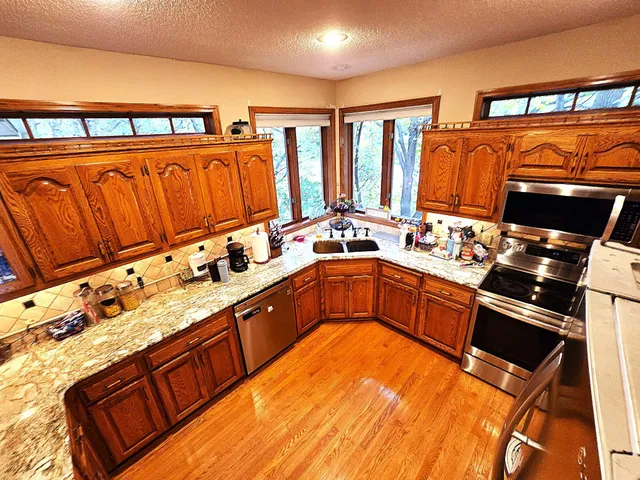 $594,990 | 13101 Heritage Way, Apple Valley, MN 55124