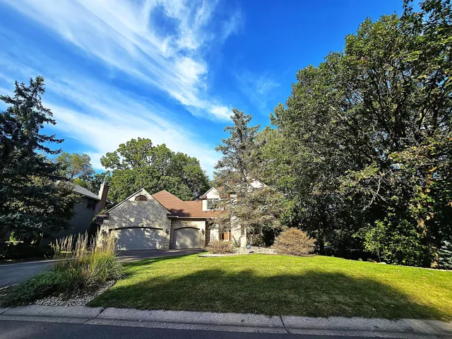 $594,990 | 13101 Heritage Way, Apple Valley, MN 55124