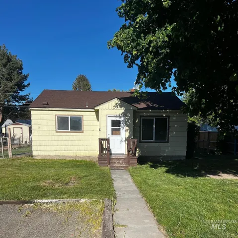 $199,000 | 1224 Colorado Street, Gooding, ID 83330