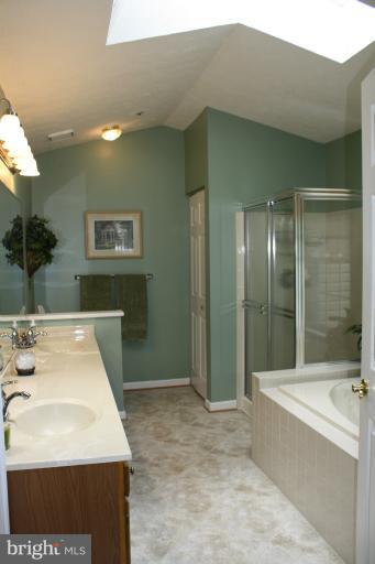 599 Small Reward Road Huntingtown, MD 20639 - Photo 14 of 30 Bath (Master)