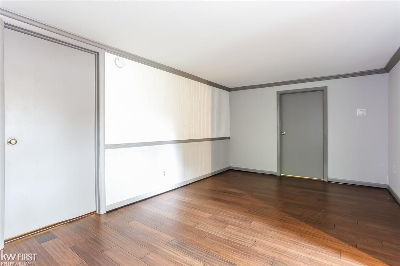 753 Gd Blanc Road Grand Blanc, MI 48439 - Photo 42 of 61 31381033-41.JPG