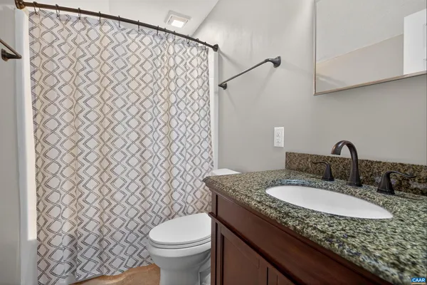 $254,000 | 775 Laurelwood, Unit 775, Roseland, VA 22967