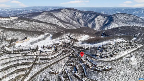 $254,000 | 775 Laurelwood, Unit 775, Roseland, VA 22967