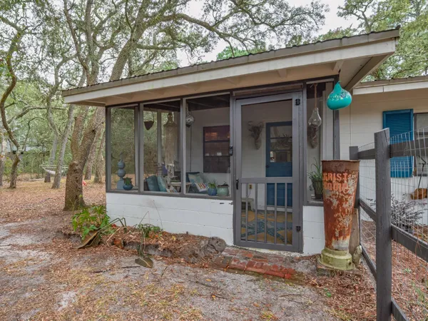 $319,000 | 31 Levy Bay Road, Panacea, FL 32346