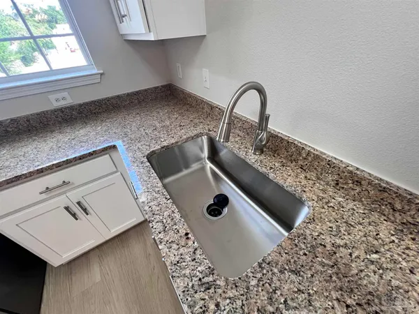 $185,000 | 7101 Joy Street, Unit G8, Pensacola, FL 32504