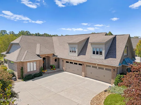 $889,900 | 1217 Kahite Trail, Vonore, TN 37885