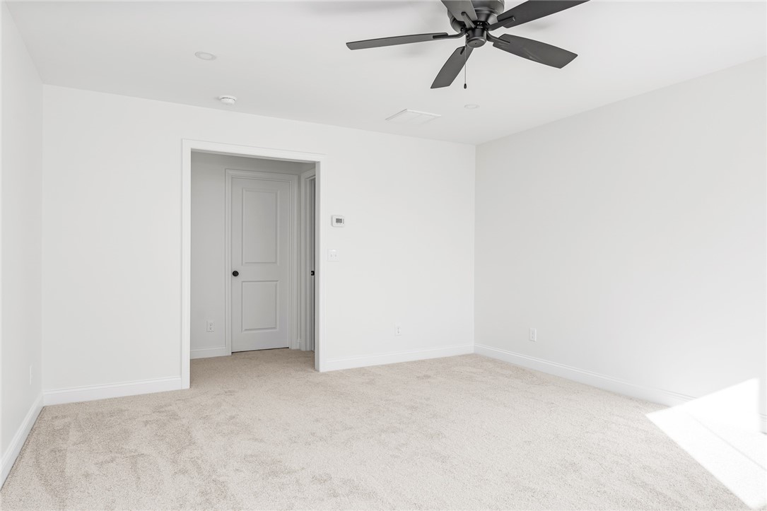 83 Pine Crest Drive East Providence, RI 02915 - Photo 10 of 25