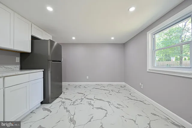 $2,800 | 2722 Sunset Avenue, Williamstown, NJ 08094