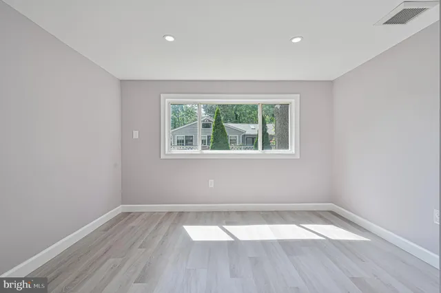 $2,800 | 2722 Sunset Avenue, Williamstown, NJ 08094