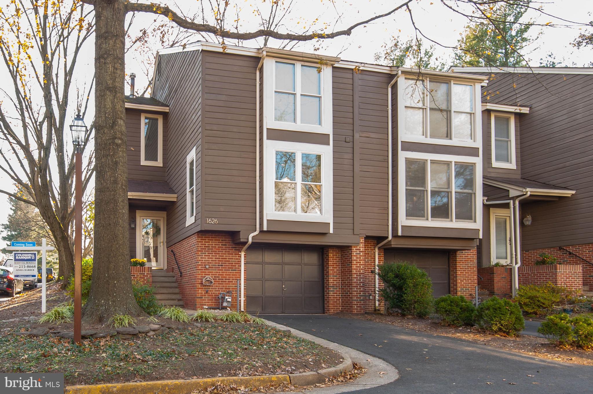 1626 Apricot Court Reston, VA 20190 - Photo 1 of 38 Gallery Image 1