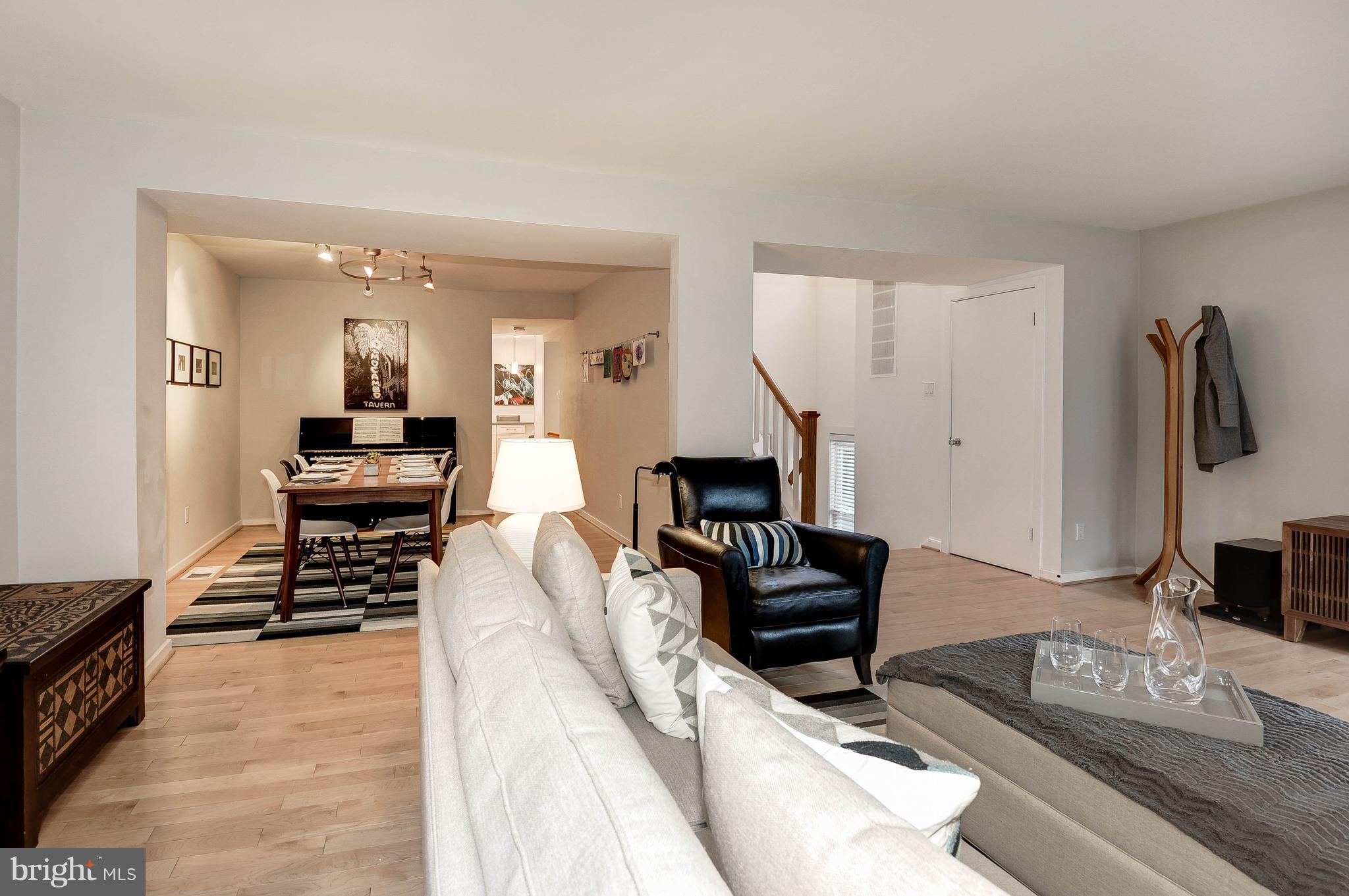 1626 Apricot Court Reston, VA 20190 - Photo 14 of 38 Gallery Image 14