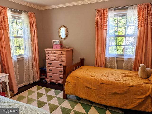 $849,000 | 1022 Croton Drive, Alexandria, VA 22308