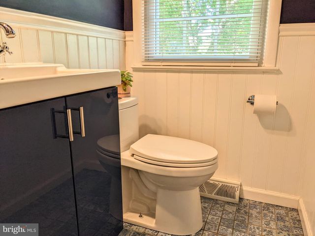 $849,000 | 1022 Croton Drive, Alexandria, VA 22308