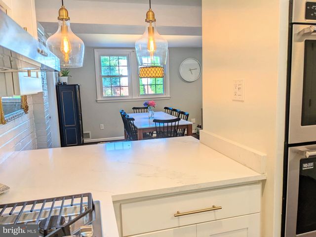 $849,000 | 1022 Croton Drive, Alexandria, VA 22308