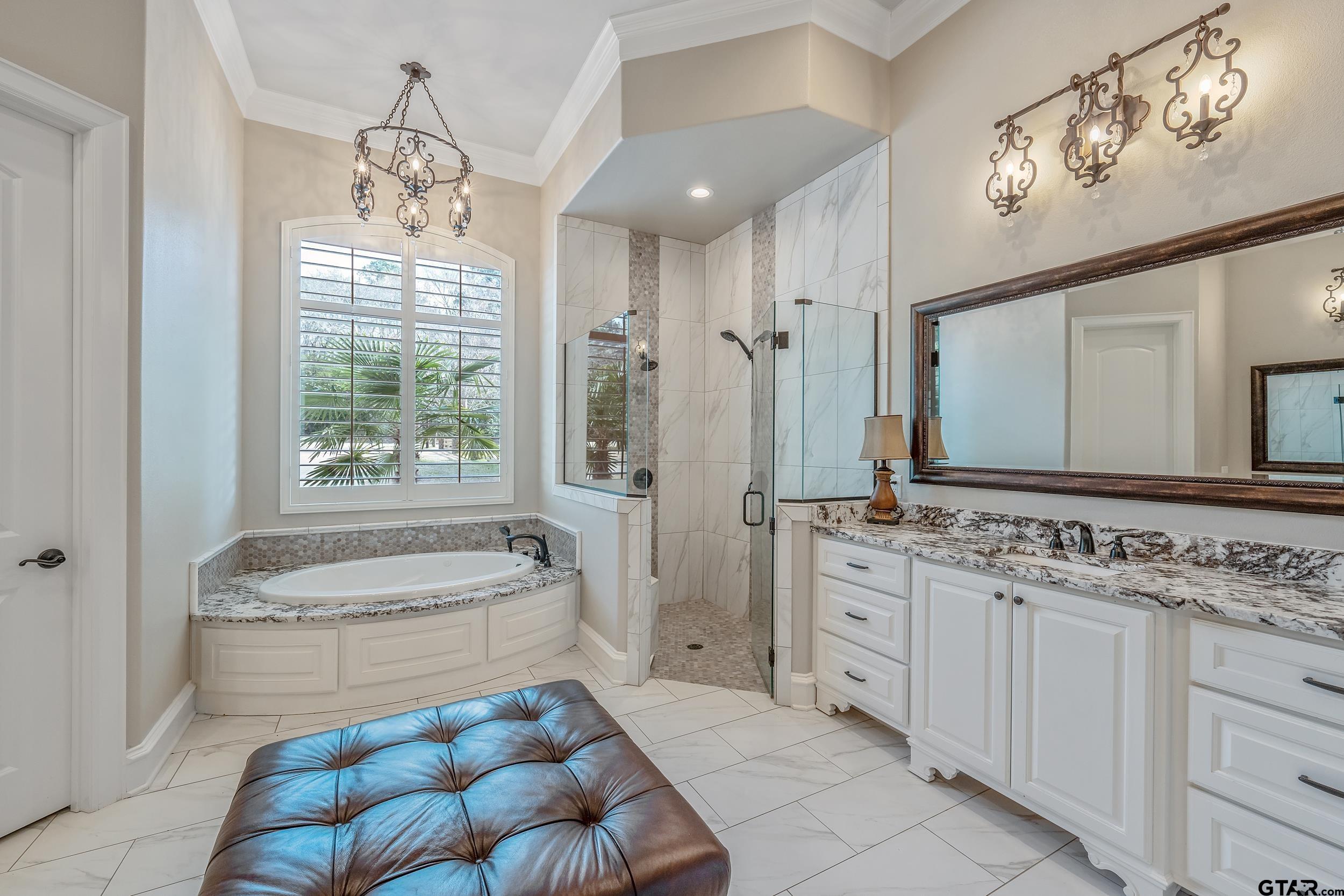 13793 Peninsula Road Whitehouse, TX 75791 - Photo 6 of 48 a bathroom with a tub sink and mirror