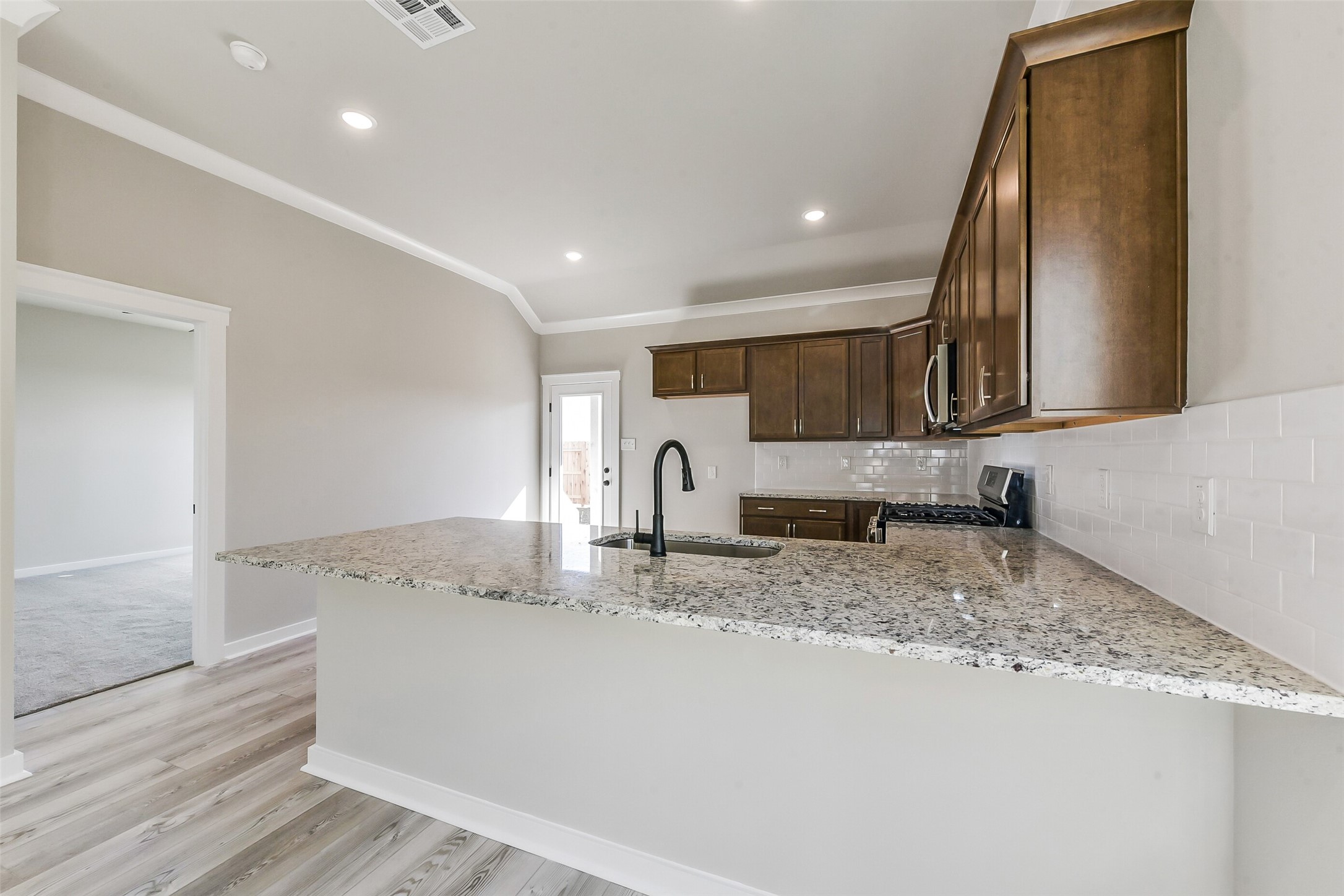 822 Countryside Glade Lane Rosharon, TX 77583 - Photo 8 of 29